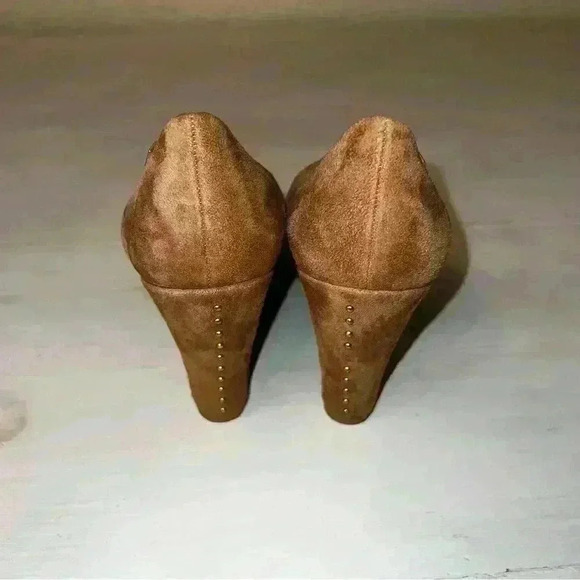 Calvin Klein Celeste pointy toe wedge heel brown suede 6.5 - Picture 2 of 5